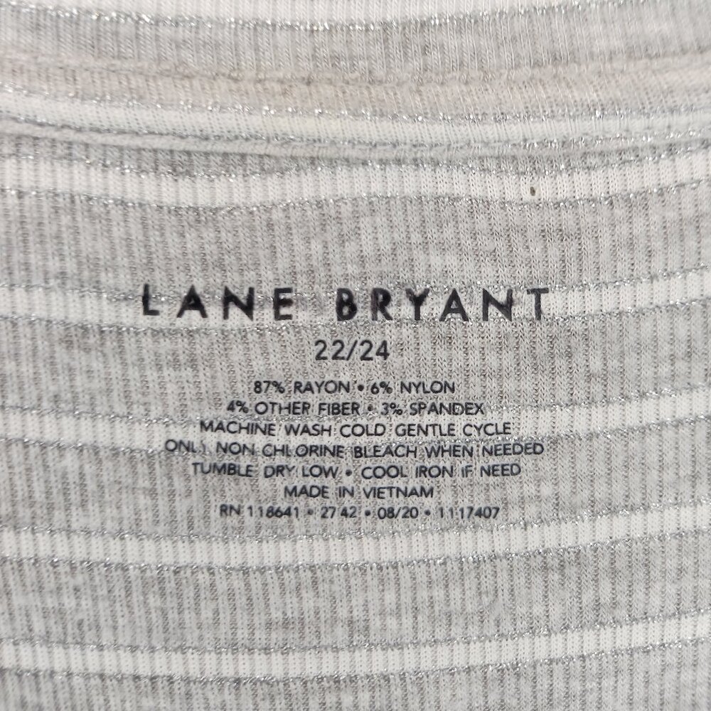 #215 3/$18 - Lane Bryant Gray/White V Neck Long Sleeve Top Size 22/24 (3X) - Picture 4 of 4